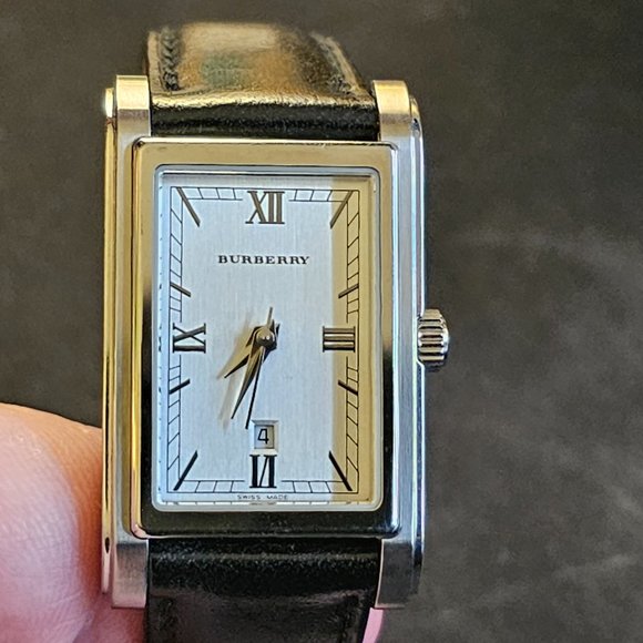 Women's Burberry watch, BU1453, authentic, needs battery, EUC - Picture 13 of 13